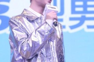 马嘉祺破音事件：偶像实力与饭圈文化的反思