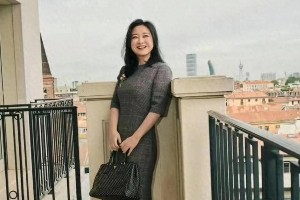 贾玲近照引热议：健康自信才是真美