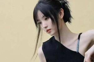 田曦薇不对称吊带造型惊艳，展现成熟魅力